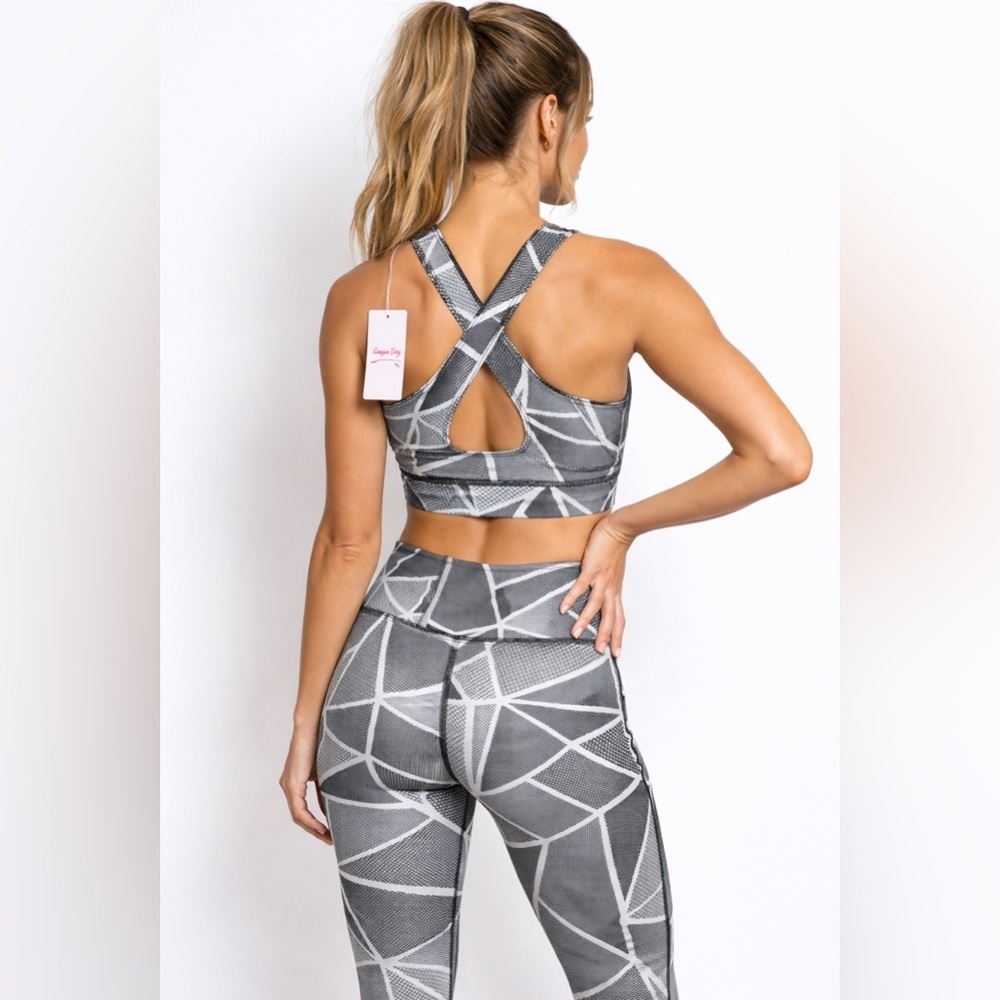Rachel Roy NWT Active Set Sports Bra & Leggings Xl Black White Geometric Set